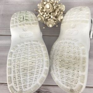 skechers rubber clogs